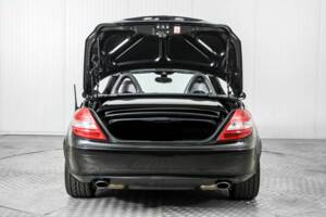 Immagine 41/50 di Mercedes-Benz SLK 200 Kompressor (2004)