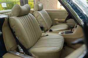 Image 39/50 de Mercedes-Benz 450 SL (1977)