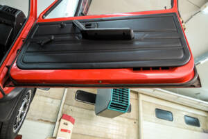 Immagine 46/50 di Volkswagen Golf Mk I GTI 1.8 (1983)