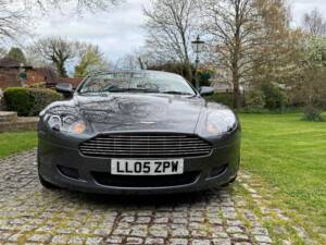 Image 14/25 of Aston Martin DB 9 Volante (2005)