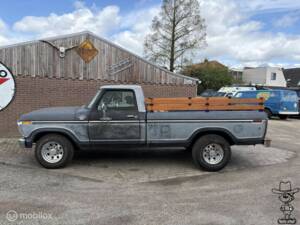 Image 3/32 de Ford F-250 (1978)