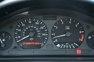 Imagen 20/47 de BMW 328i (1995)