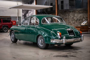 Image 4/32 of Jaguar Mk II 3.4 (1967)