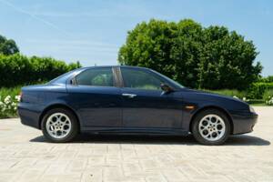 Imagen 5/50 de Alfa Romeo 156 2.5 V6 (2000)