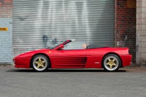 Image 17/50 of Ferrari 348 Spider (1994)