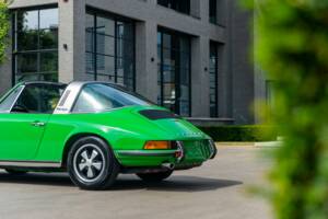 Image 13/51 de Porsche 911 2.4 S (1973)