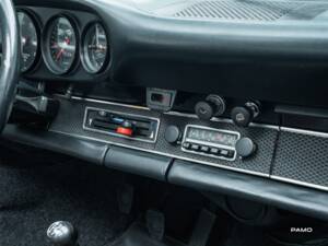 Bild 28/41 von Porsche 911 2.2 E (1970)