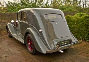 Image 15/50 of Rolls-Royce Phantom III (1937)