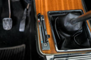 Bild 38/50 von Alfa Romeo Giulia GT 1300 Junior (1976)