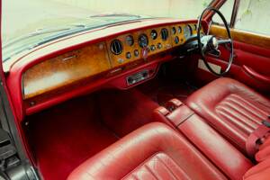 Image 34/48 of Bentley T 1 (1967)