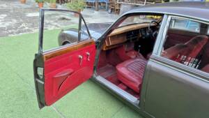 Bild 53/76 von Jaguar Mk II 2.4 (1963)