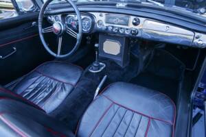 Image 38/50 de MG MGB (1966)