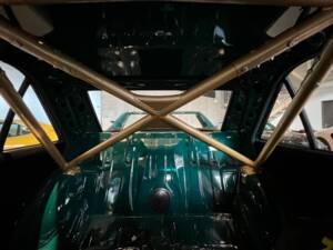 Image 21/27 of Mercedes-Benz 190 E 2.5-16 (1989)