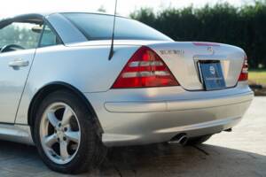 Obraz 18/48 pojazdu Mercedes-Benz SLK 320 (2001)