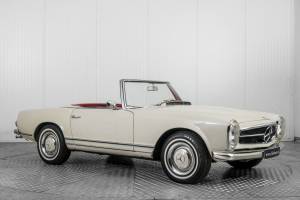 Immagine 7/50 di Mercedes-Benz 230 SL (1964)