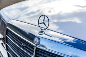 Image 25/175 of Mercedes-Benz 420 SE (1986)