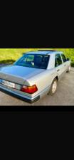 Image 3/19 de Mercedes-Benz E 200 (1993)