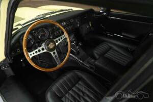 Imagen 9/19 de Jaguar E-Type (1970)