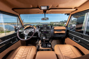 Bild 3/13 von Land Rover Defender 110 (2009)