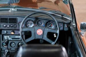 Immagine 24/25 di MG MGB Limited Edition (1981)