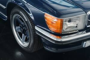 Image 11/50 de Mercedes-Benz 420 SL (1988)