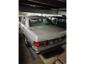Image 4/10 de Mercedes-Benz 300 SD Turbodiesel (1982)