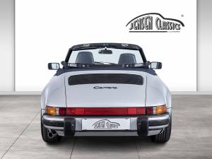 Image 8/22 of Porsche 911 Carrera 3.2 (1987)