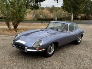 Image 1/8 de Jaguar Type E 3.8 (1963)