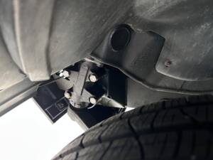 Image 22/28 of Mercedes-Benz G 500 (SWB) (1999)