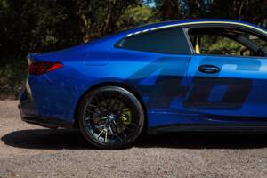 Image 17/47 of BMW M4 CS (2025)