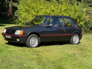 Bild 5/39 von Peugeot 205 GTi 1.6 (1986)