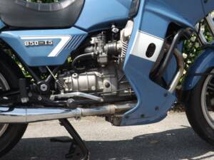 Image 30/50 of Moto Guzzi DUMMY (1994)