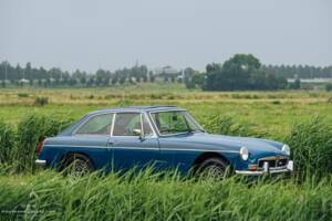 Image 36/40 of MG MGB GT V8 (1973)