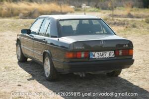 Image 6/41 of Mercedes-Benz 190 E 2.6 (1987)