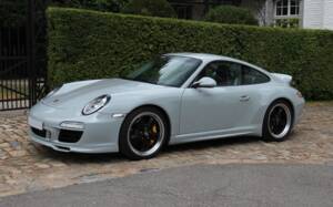 Image 2/10 de Porsche 911 Sport Classic (2010)