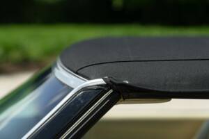 Image 28/50 of Mercedes-Benz 300 SL (1986)