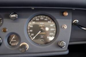 Immagine 49/62 di Jaguar XK 140 OTS (1954)
