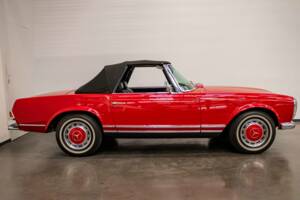 Bild 8/27 von Mercedes-Benz 280 SL (1970)