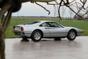 Bild 32/50 von Ferrari 308 GTB (1977)