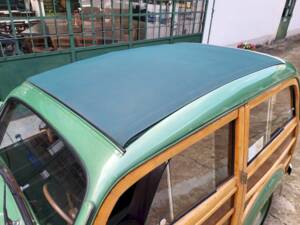 Image 14/38 of FIAT 500 C Giardiniera (1952)