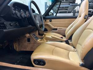 Afbeelding 11/39 van Porsche 911 Carrera (1995)