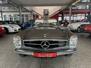 Image 19/30 of Mercedes-Benz 230 SL (1965)