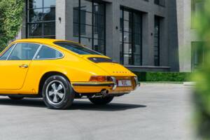 Bild 4/29 von Porsche 911 2.4 E &quot;Ölklappe&quot; (1972)