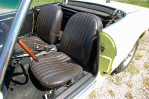 Image 10/24 of Alfa Romeo 1600 Spider (1976)