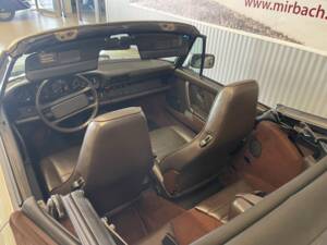 Bild 16/20 von Porsche 911 Carrera 3.2 (1987)