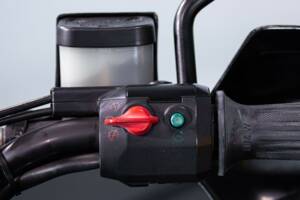 Immagine 35/50 di BMW DUMMY (1988)