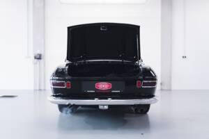 Image 74/100 of Ferrari 330 GT 2+2 (1965)