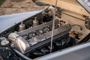 Image 19/20 of Jaguar XK 120 OTS (1950)