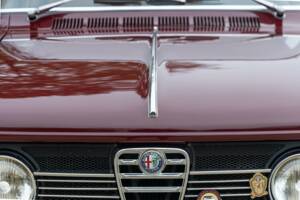 Imagen 23/50 de Alfa Romeo Giulia Nuova Super 1600 (1971)
