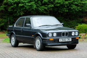 Immagine 10/50 di BMW 320i (1986)